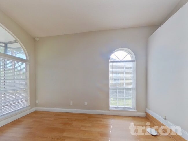 Photo - 10629 Satinwood Cir