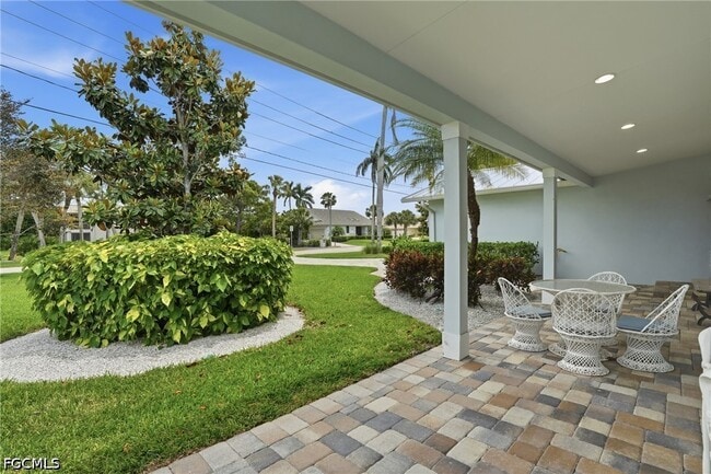 Photo - 1590 Sandpiper St