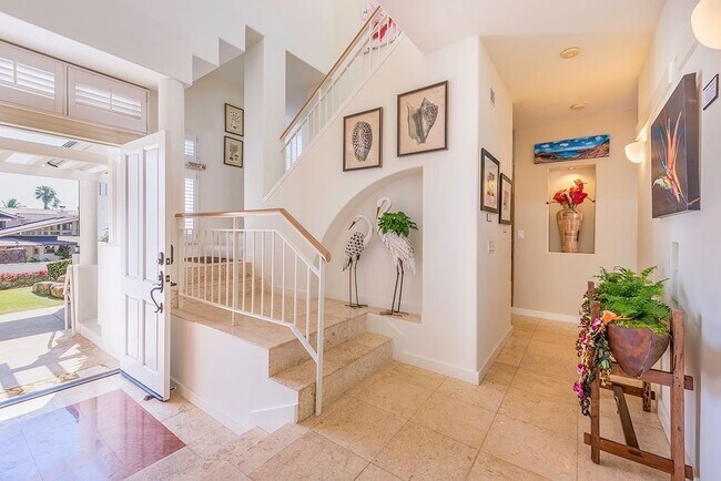 Photo - 542 Ahina St