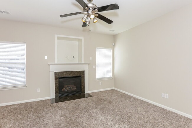 Photo - 6415 Glenolden Dr
