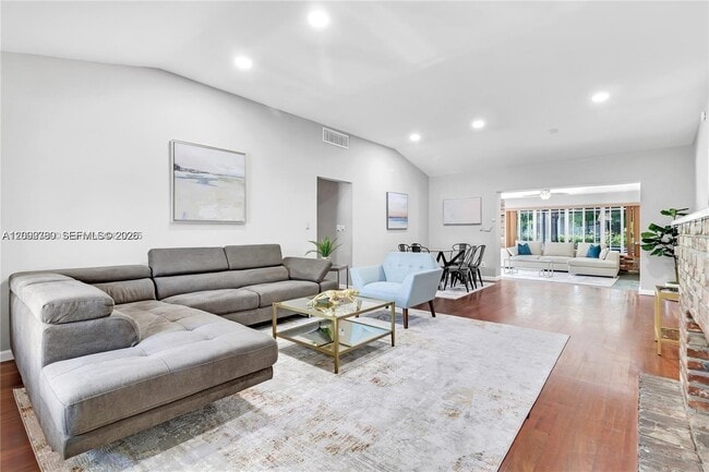 460 NW 88th Terrace