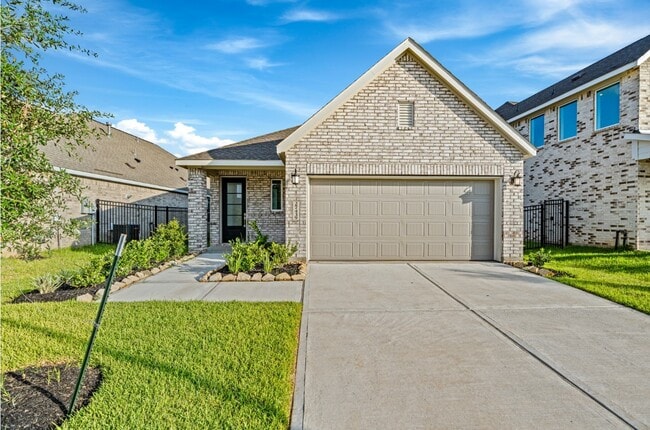 Building Photo - 27439 Sunterra Village Dr