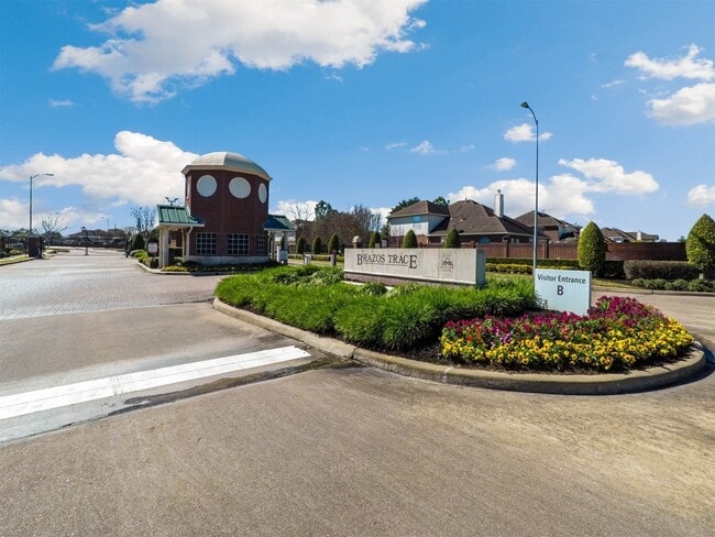 Photo - 5718 Indigo Trails Dr