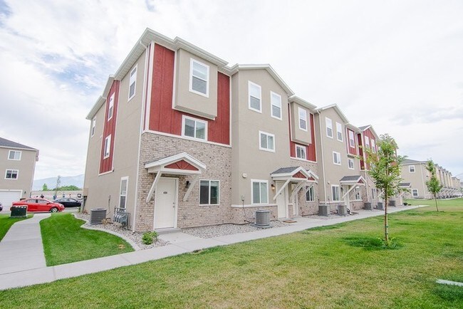 Photo - THE LOCHS! Gorgeous Townhome