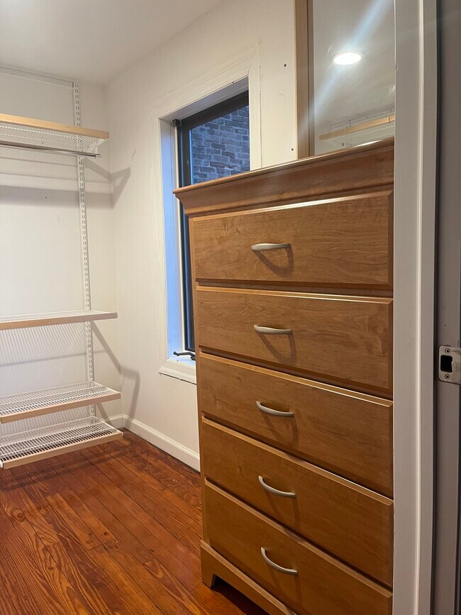 223 Jackson St Townhome Townhome Rental in Trenton NJ