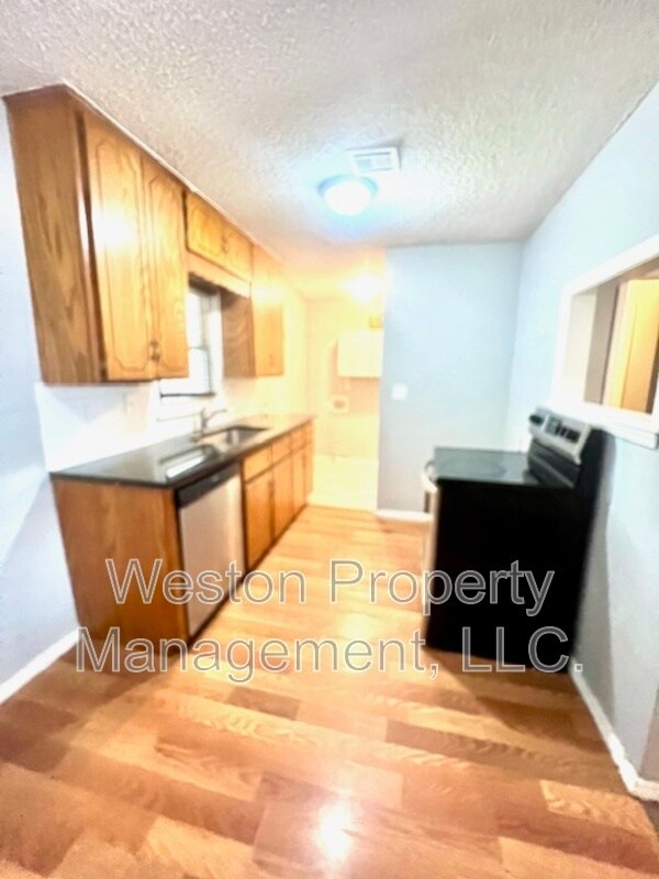 Photo - 413 Reed Pl