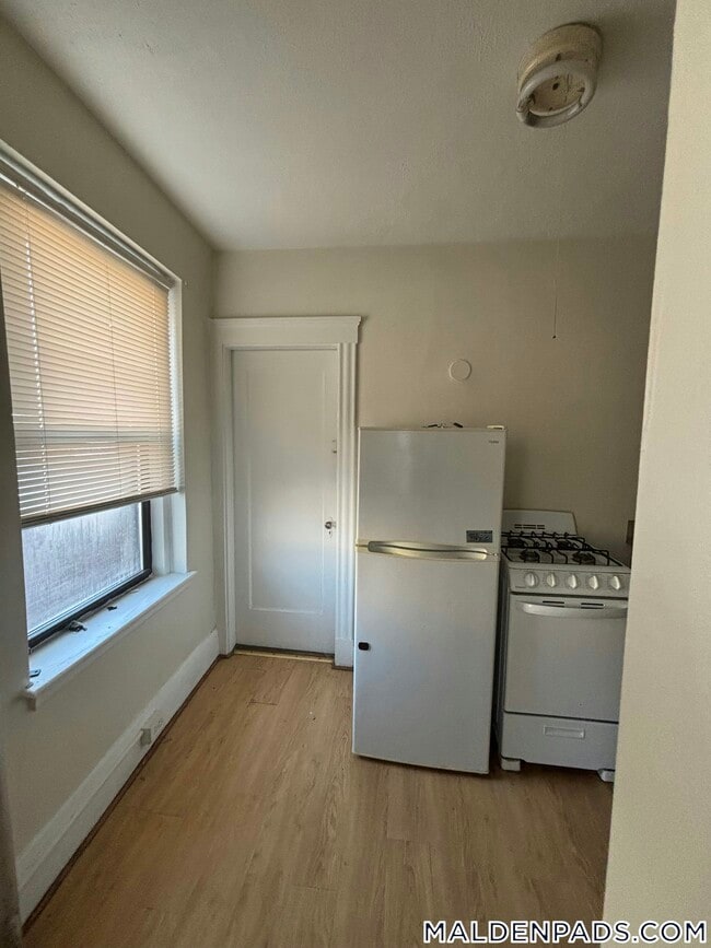 Photo - 349 Pleasant St Unidad B1-15