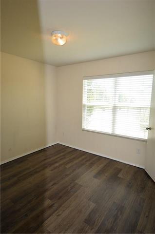 Photo - 1429 Raven Dr W House