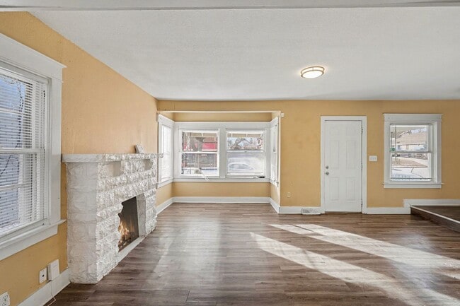 Photo - Beautiful 2 Bedroom 1 Bathroom house in Kansas City!