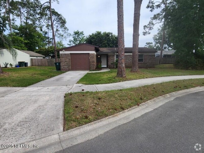 Building Photo - 11464 Pine Forest Ct Rental