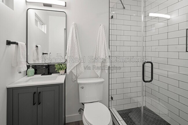 4988 Genesee Ave Unit 4980