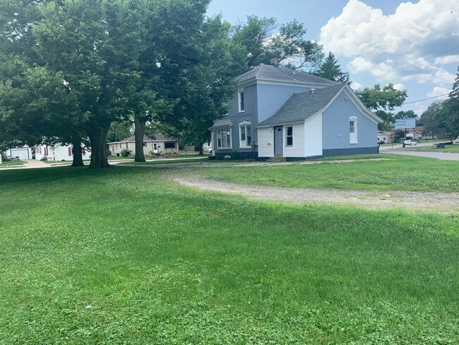 Building Photo - 2809 South Ave Unit 2809