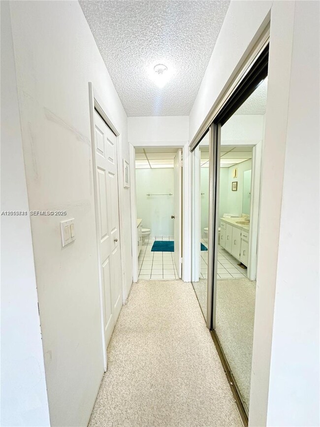 Photo - 240 Lakeview Dr Unit 212