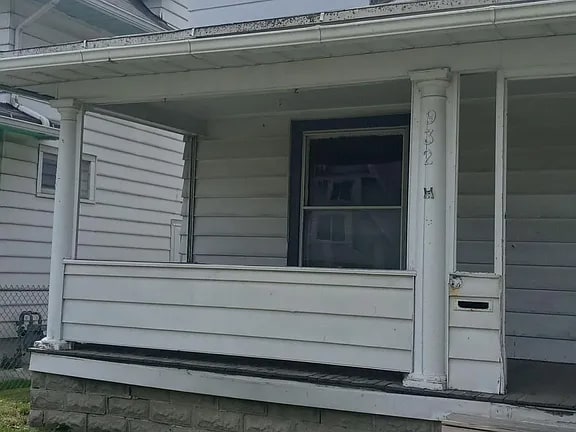 Photo - 932 Forsythe St