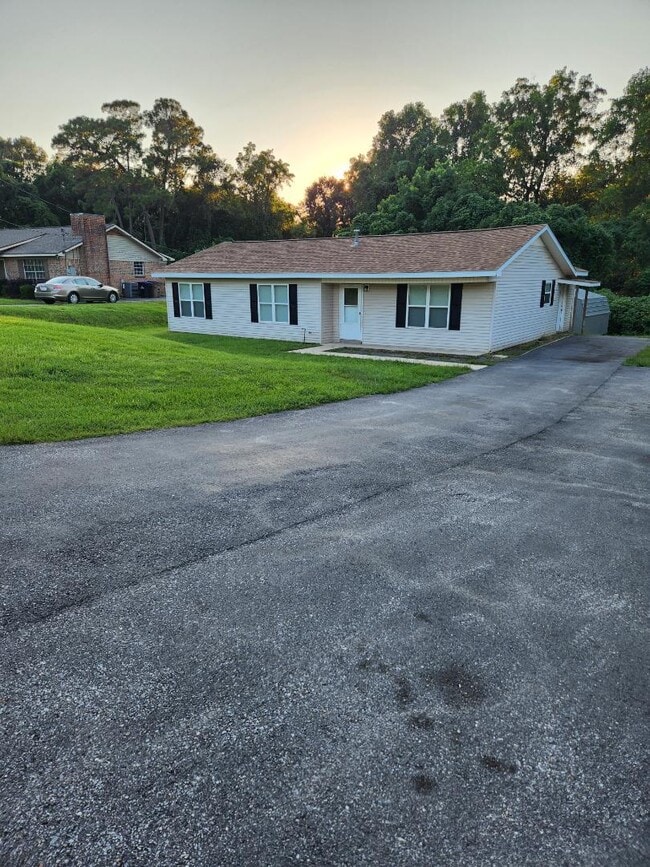 Building Photo - 4690 Opal Dr Rental