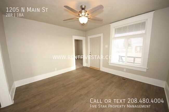 Photo - 2 Bedroom Home, Freshly Remodeled in 2023!...