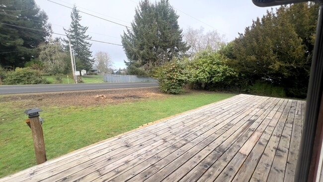 Photo - 92553 Svensen Market Rd