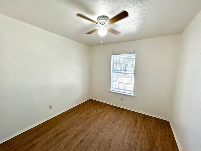 Photo - 520 Prado St Unidad 2