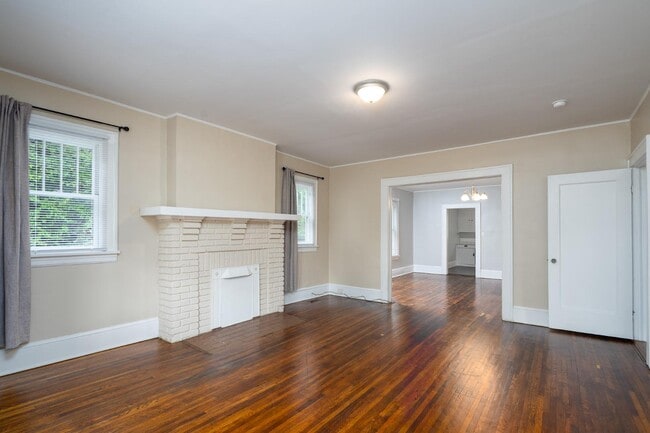 Photo - 1710 S Tryon St
