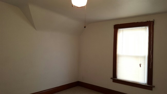 Photo - 1721 W 16th St