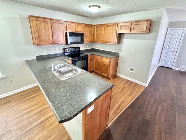 Photo - SterlingRidgeDr10268 Apartamento Unidad 1