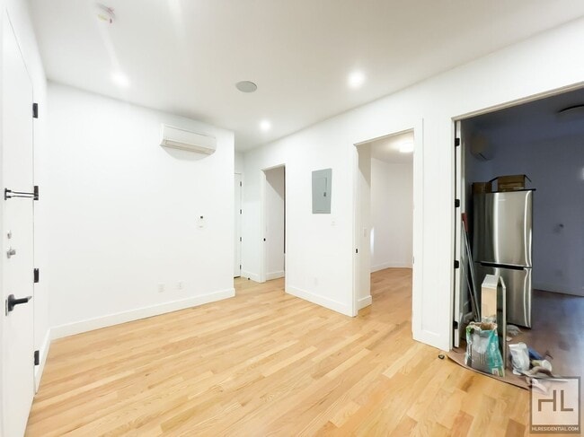 Photo - Amazing 4-Bed 3-Bath East Village Apartmen... Unit 1B
