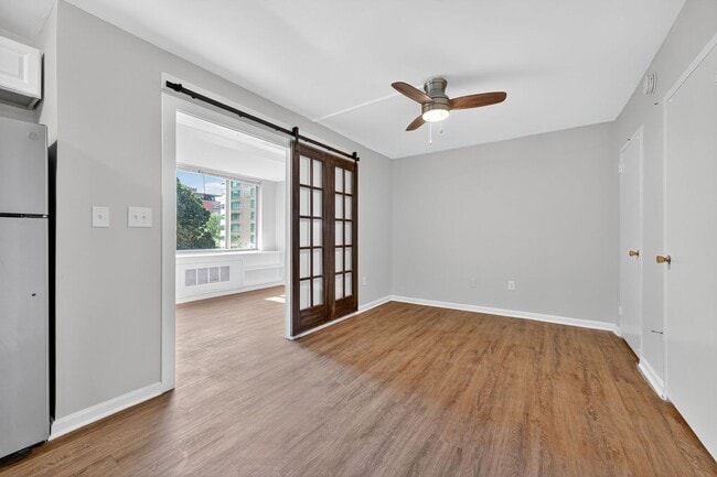 Photo - Short Term Lease Availble: Charming & Brig... Unit 548