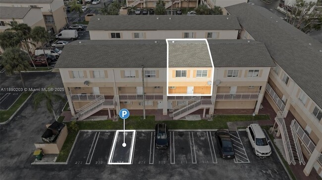 Photo - 6255 SW Kendale Lakes Cir Unit B-230