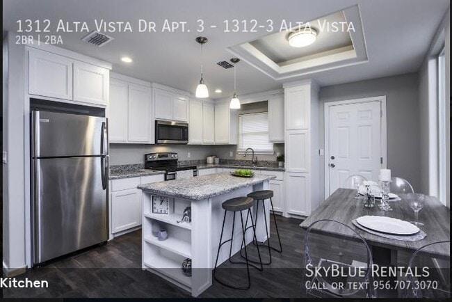 Building Photo - 1312 Alta Vista Dr Unit 1312-3 Alta Vista