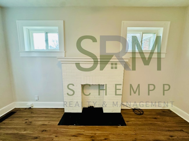 Photo - Remodeled 1 bedroom duplex with off street parking near Iroquois Park!