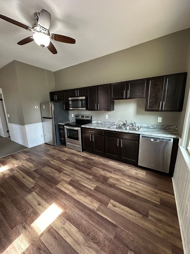 Photo - 309 S 8th St