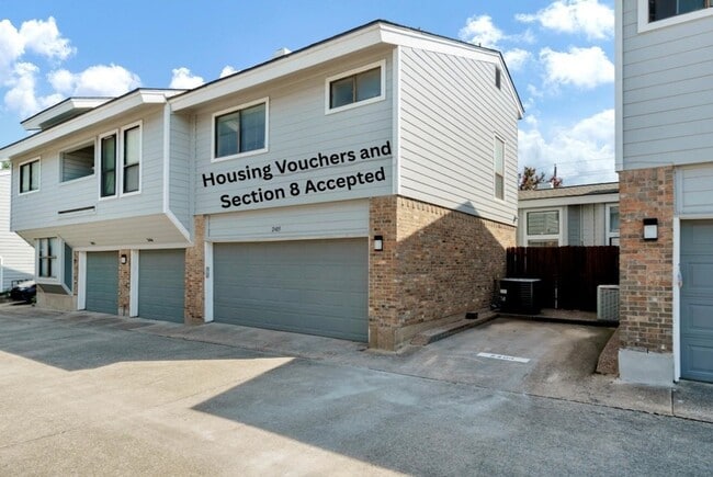 Building Photo - 17490 Meandering Way Unit 2405 Rental