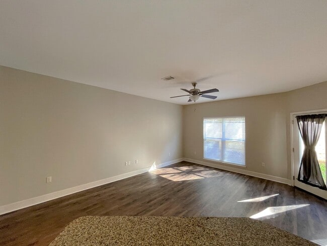 Photo - 505 Arbor Lake Dr