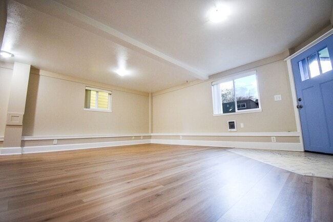 Photo - 22-128 Unidad B