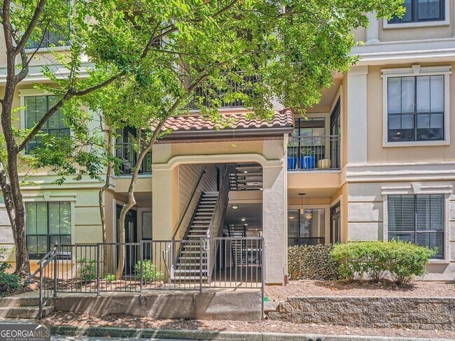 Photo - 3777 Peachtree Rd NE Unidad 912