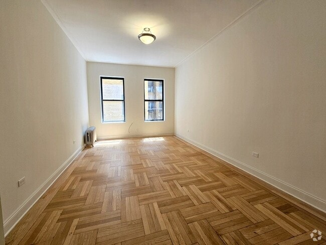 Building Photo - 652 W 163rd St Rental