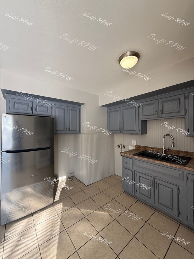 Photo - 7003 E 113th St