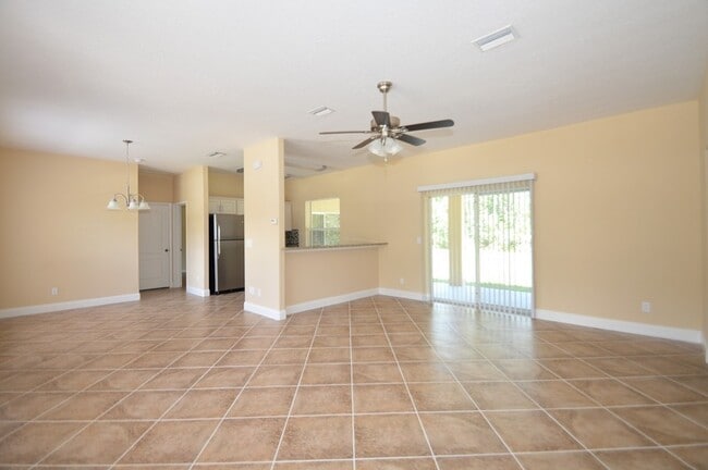 Photo - 29 Zoeller Ct