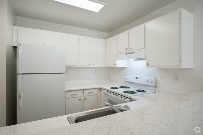 1BR, 1BA - B