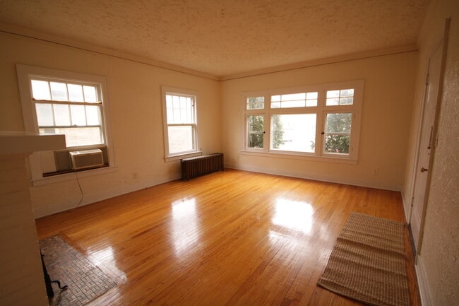Living room southwest corner view - 839 W South St Unit 3