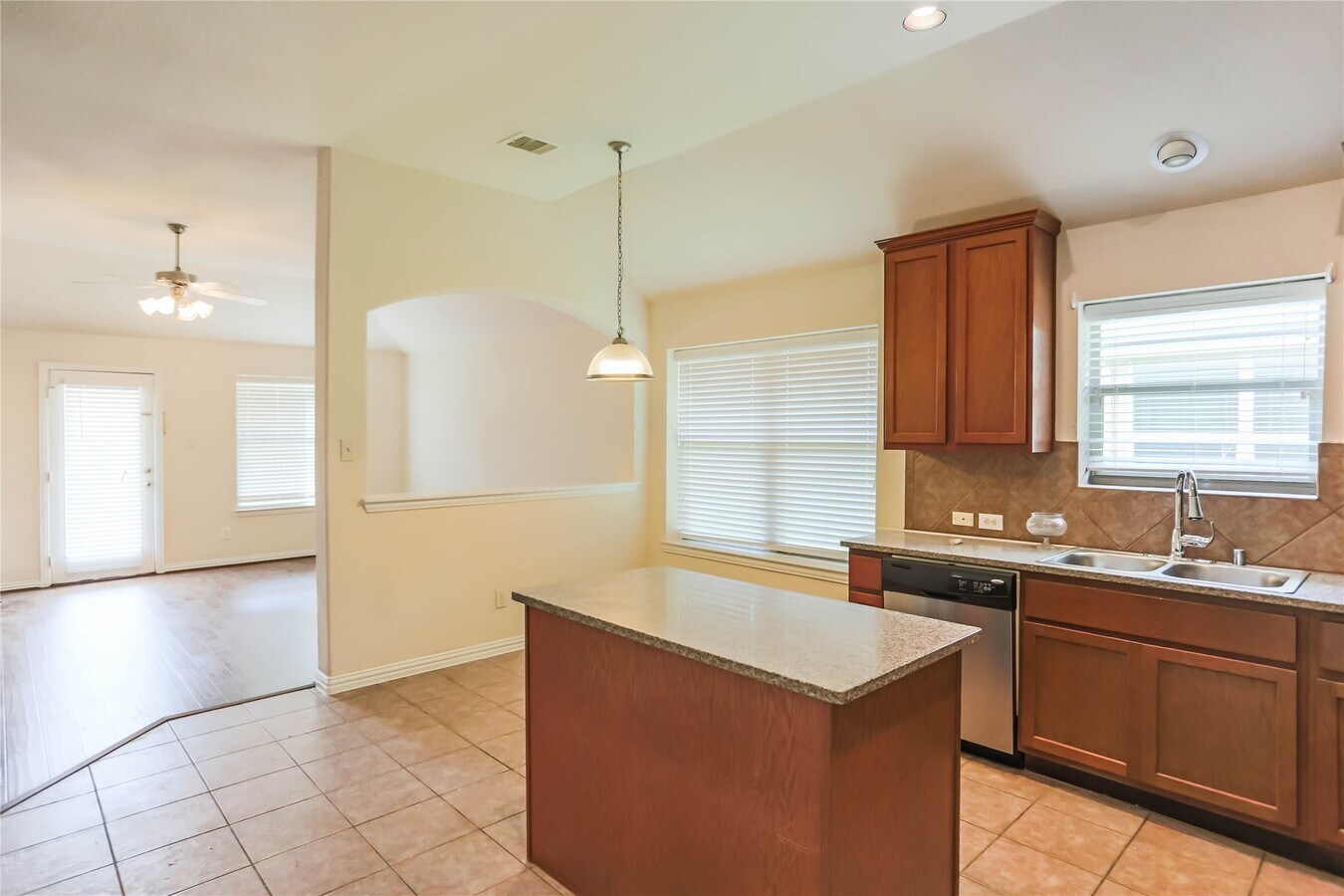 Photo - 1327 Maple Ace Dr