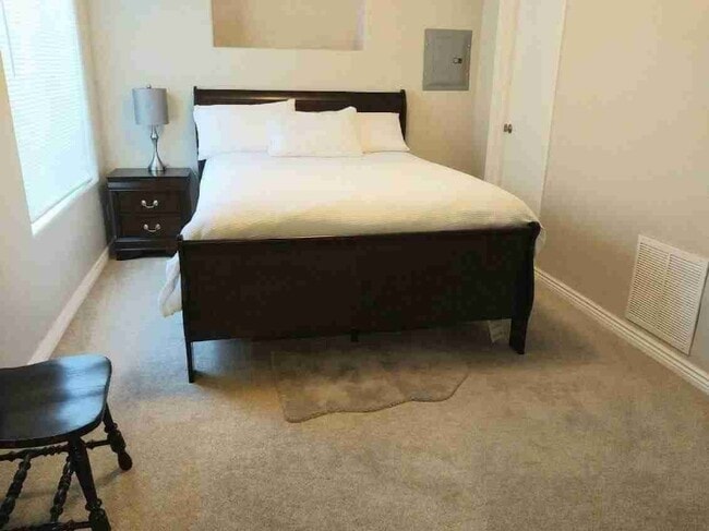 Photo - 6095 S Ukraine St