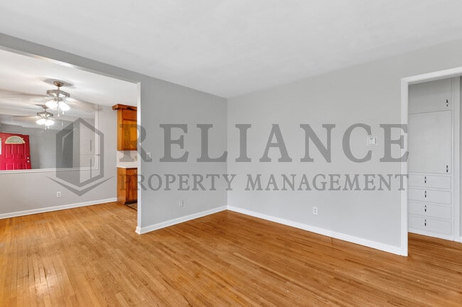 Photo - 2328 W Crawford St