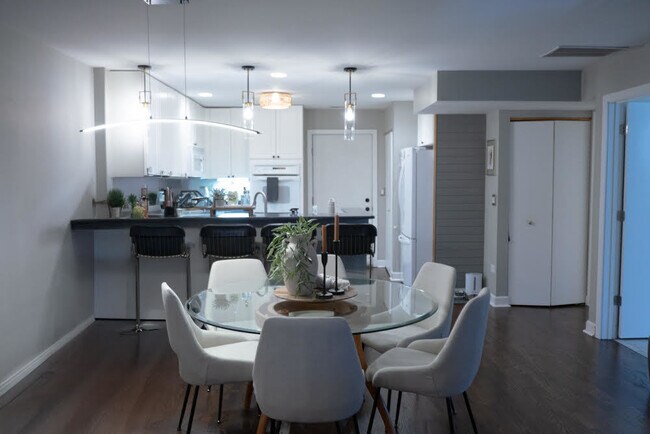 Photo - 1812 S Clark St Unit 16