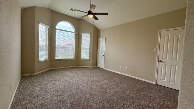 Photo - 10006 Kendahlwood Ln