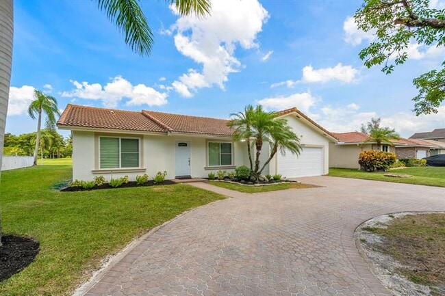 Photo - 1911 NW 107th Dr