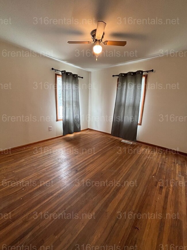 Photo - Three bed one bath house available now!