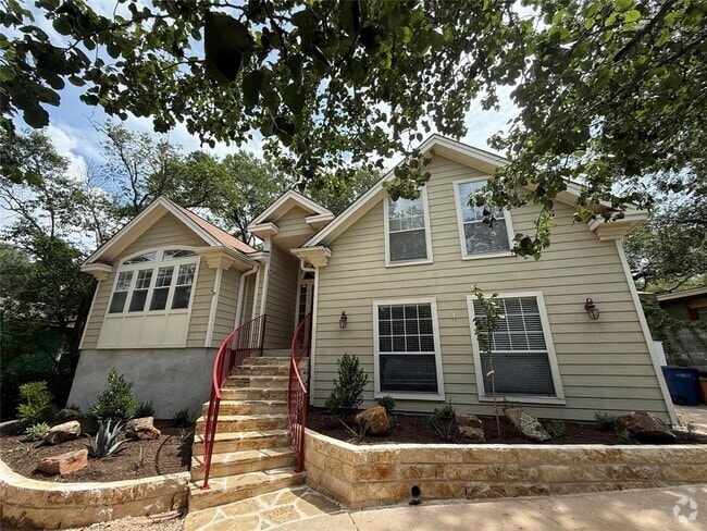 Building Photo - 5615 Shoal Creek Blvd Rental