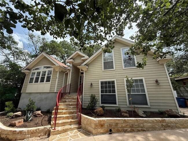 Building Photo - 5615 Shoal Creek Blvd Rental
