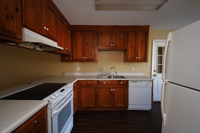Photo - 13 Pinedale Cir